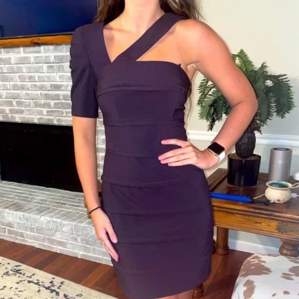 Black Halo | One Shoulder Deep Plum Cocktail Party Formal Dress Size 6 NWT